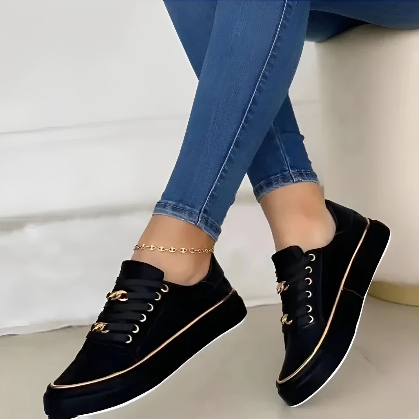 Roxanne | Orthopedic Lace-Up Sneakers