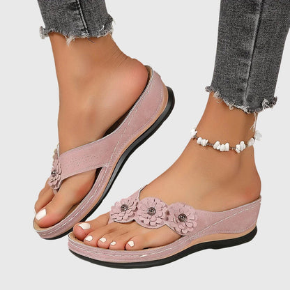Eleanor | Orthopedic Comfortable Flower Flip Flops