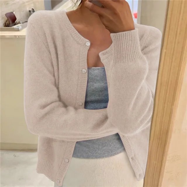 Riley | Fitted Cropped Crew Neck Cardigan
