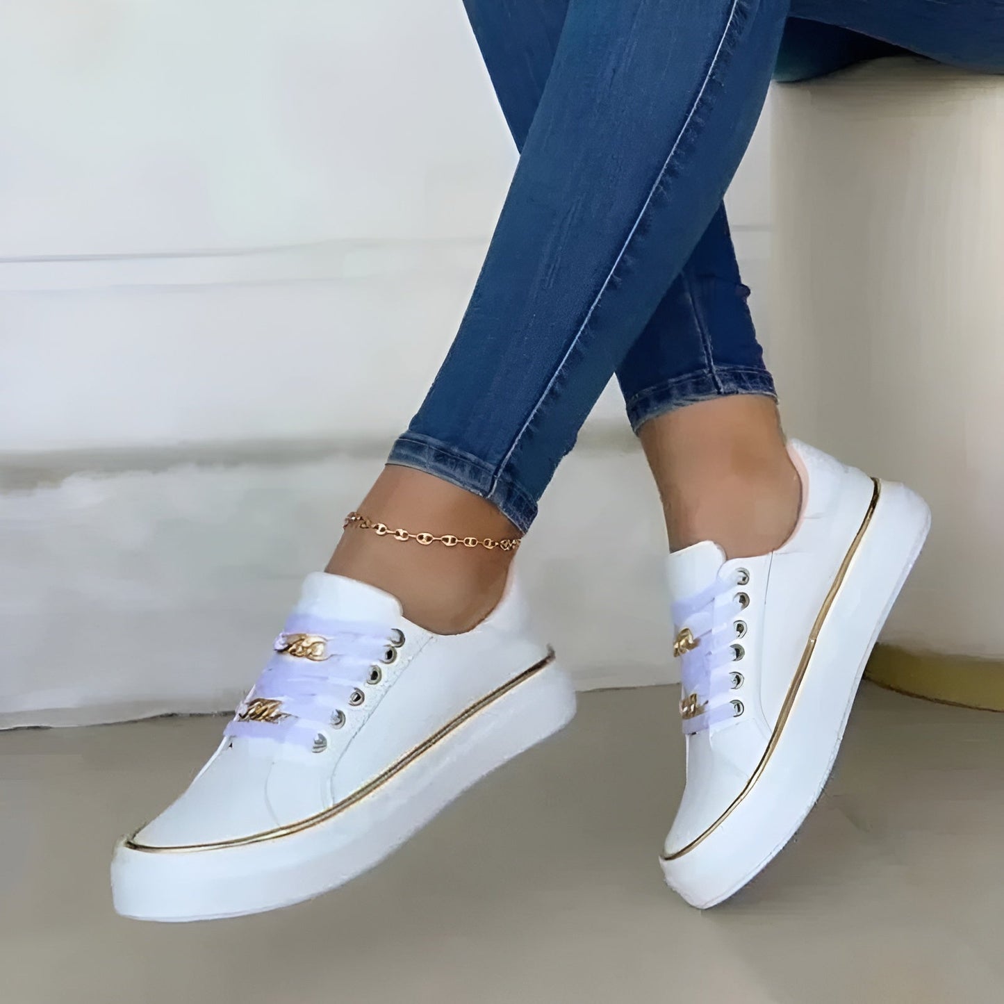 Roxanne | Orthopedic Lace-Up Sneakers