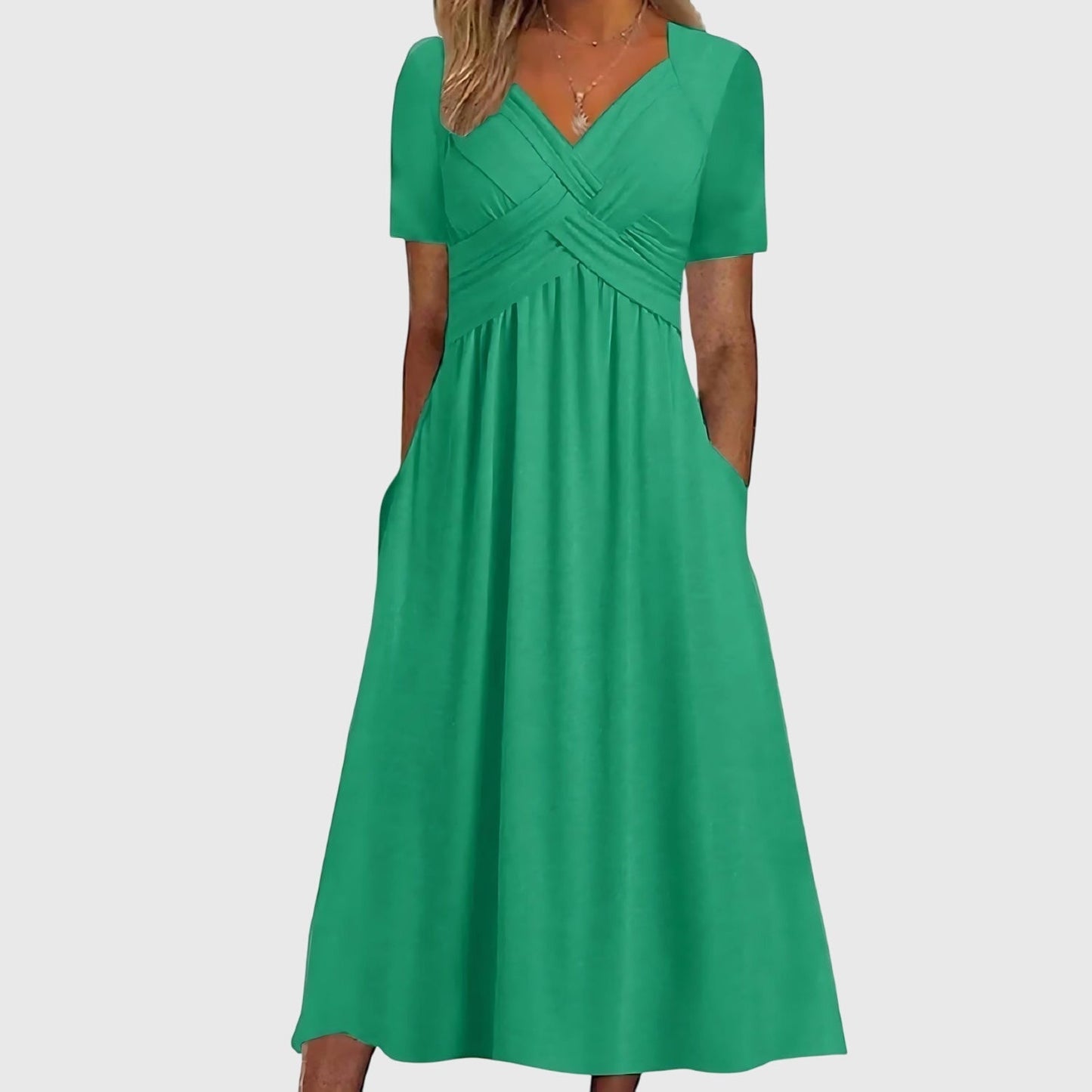 Sandra | Elegant Fitted Midi Dress