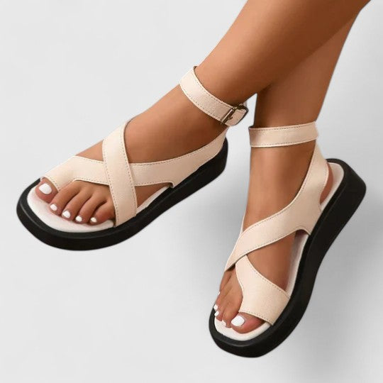 Sloane | Crossover Buckle Flatform Sandals